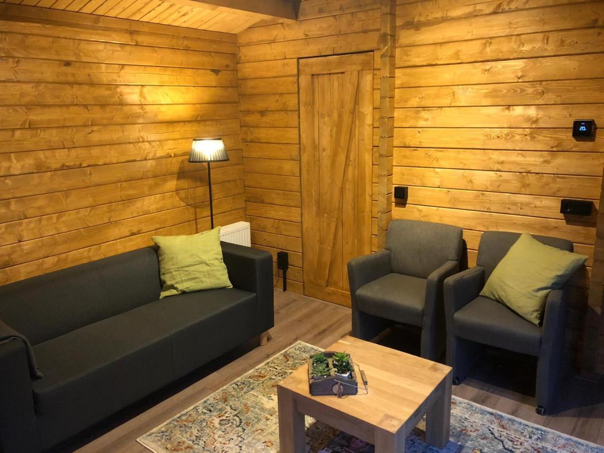푸텐 3 Slaapkamer Blokhut Met Opgemaakte Bedden 빌라 외부 사진